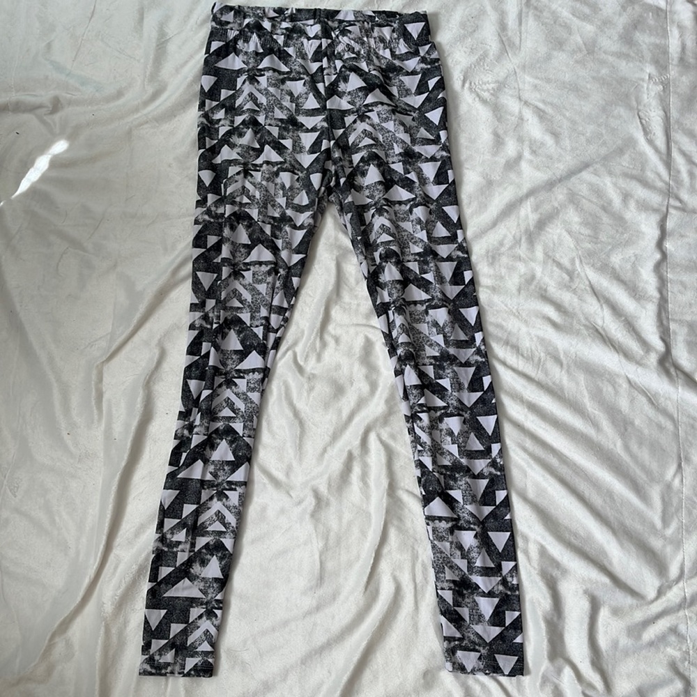Rue21 patterned leggings
